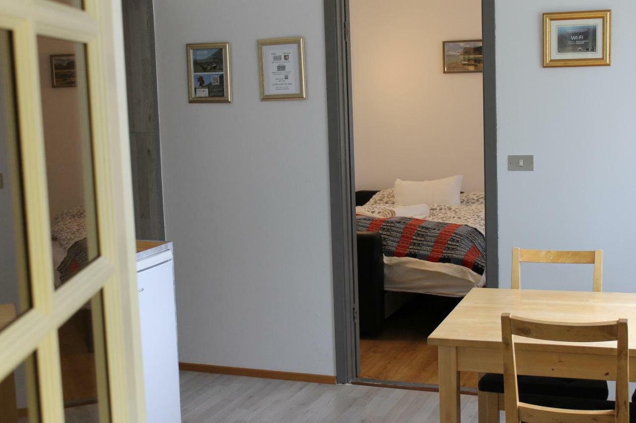 Mora Guesthouse Hagi  Екстер'єр фото