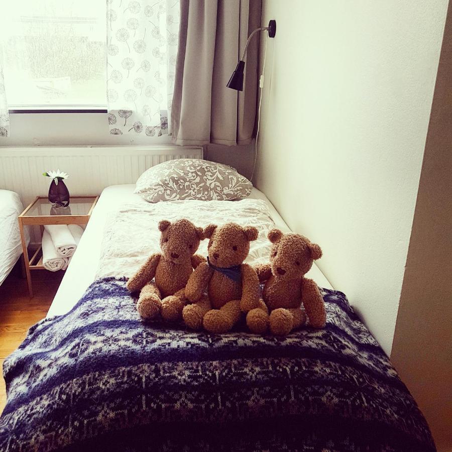 Mora Guesthouse Hagi  Екстер'єр фото