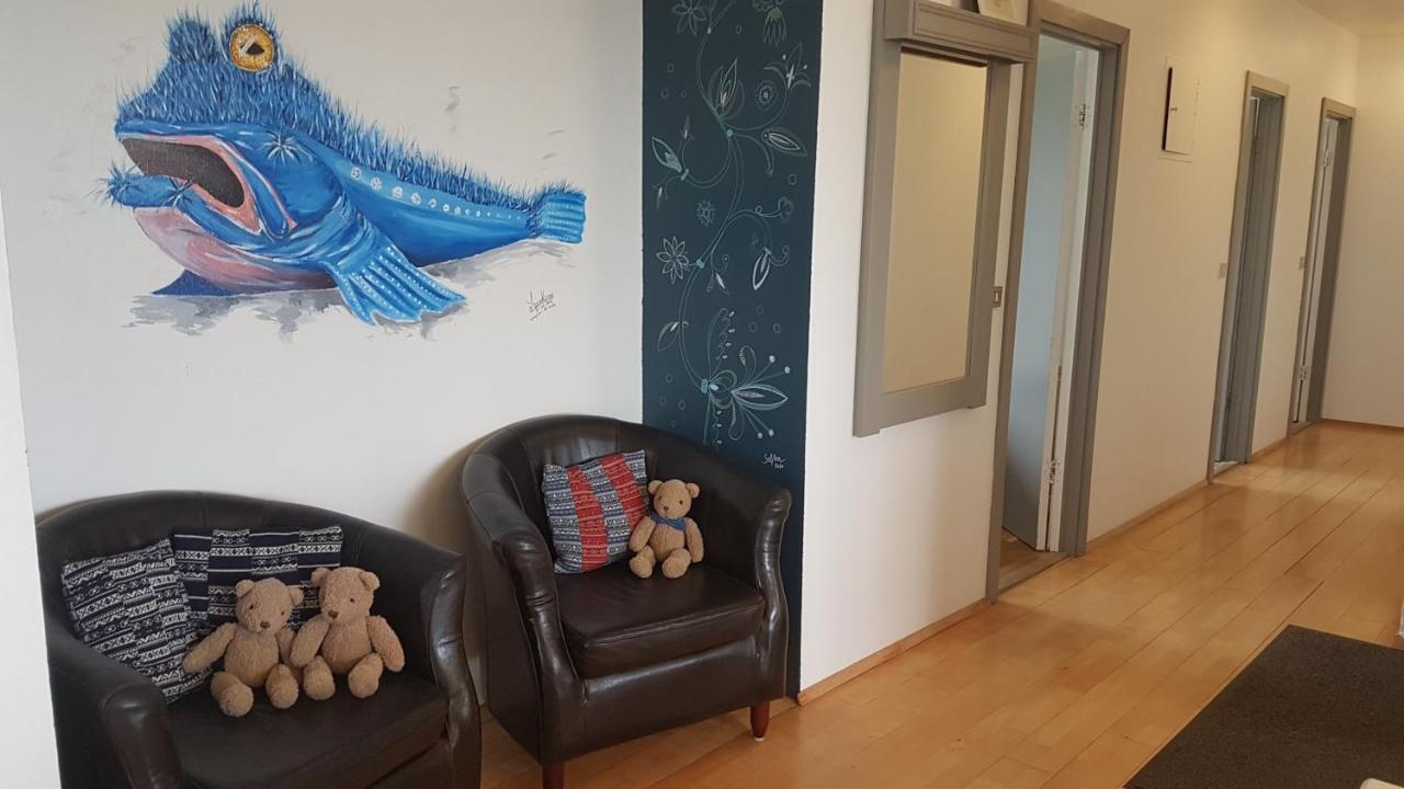 Mora Guesthouse Hagi  Екстер'єр фото