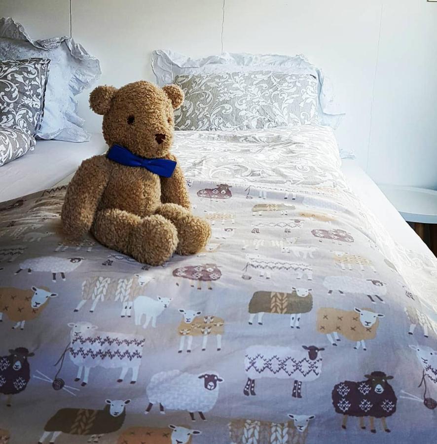 Mora Guesthouse Hagi  Екстер'єр фото